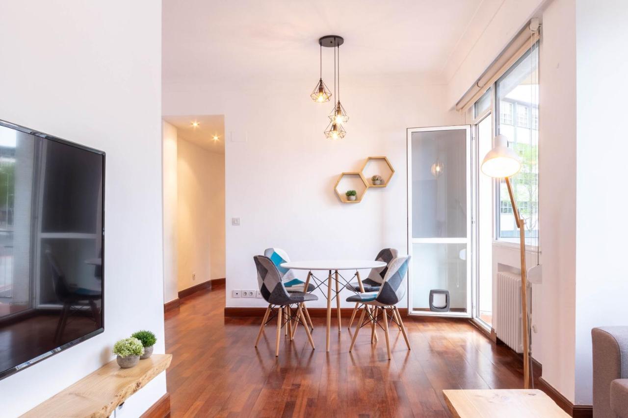 Apartamento Con Vistas Al Estadio San Mames Bilbao Dış mekan fotoğraf